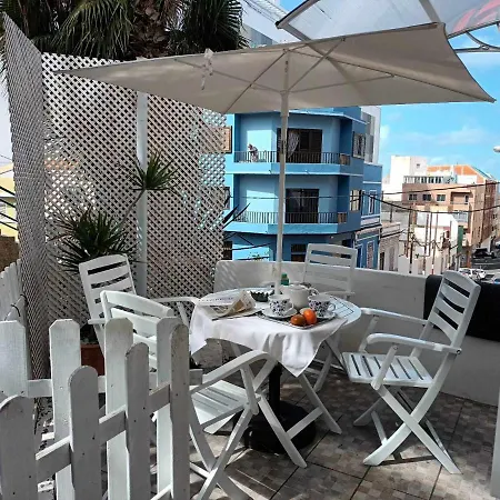 Estudio Cantera Auditorio Apartman *